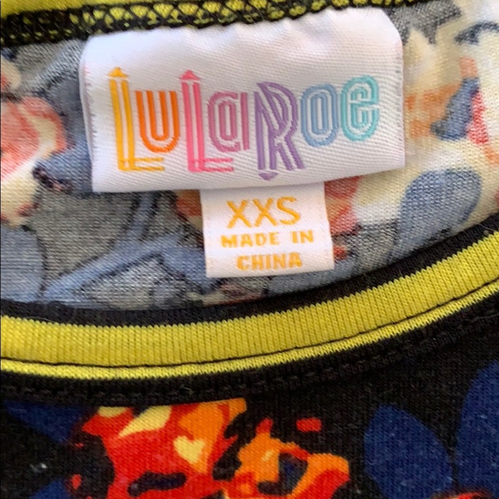 Lularoe Randy Tee - Picture 2 of 4